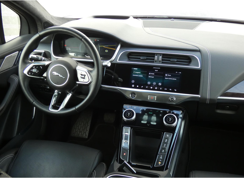 Jaguar I-PACE EV400 PANORAMA/ 1E EIG/ FIRST EDITION/ ALLE OPTIES! - Automobil: slika 2 Jaguar I-PACE EV400 PANORAMA/ 1E EIG/ FIRST EDITION/ ALLE OPTIES! - Automobil: slika 2