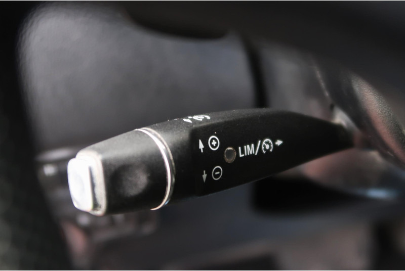 Mercedes-Benz Vito 116 CDI Extra Lang XXL/ AUT/ CAM/ CRUISE/ LEDER/ ETC. - Mali kombi: slika 4 Mercedes-Benz Vito 116 CDI Extra Lang XXL/ AUT/ CAM/ CRUISE/ LEDER/ ETC. - Mali kombi: slika 4