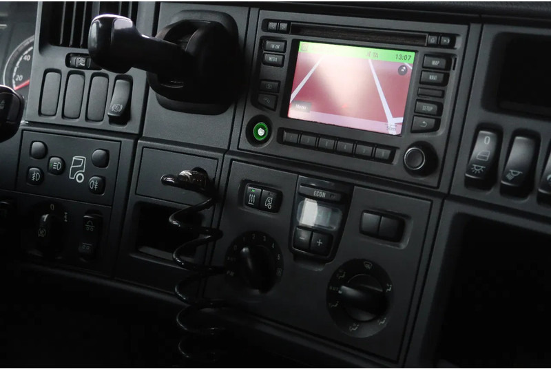 Scania R450 6X2/ HOOKLIFT 20T/ RETARDER/ LIFT/ - Kamion sa kablovskim sistemom: slika 4 Scania R450 6X2/ HOOKLIFT 20T/ RETARDER/ LIFT/ - Kamion sa kablovskim sistemom: slika 4