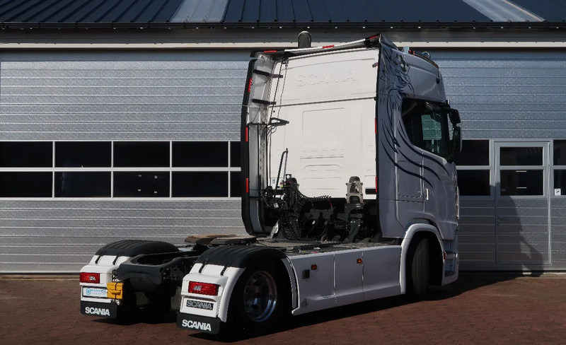 Scania 540S NGS FULL AIR/ RETARDER/ ALCOA/ LEATHER/ 2X TANK/ PARK AIRCO - Tegljač: slika 5 Scania 540S NGS FULL AIR/ RETARDER/ ALCOA/ LEATHER/ 2X TANK/ PARK AIRCO - Tegljač: slika 5