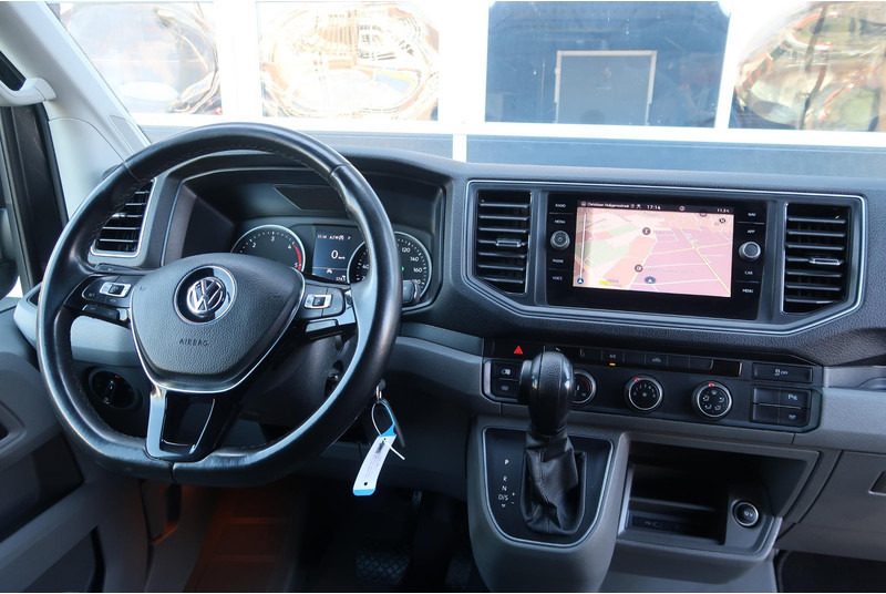Volkswagen Crafter 35 2.0 TDI L3H3 AUT/ CAMERA/ LED/ ACC/ AIRCO/ NAVI/ TREKHAAK - Furgon: slika 5 Volkswagen Crafter 35 2.0 TDI L3H3 AUT/ CAMERA/ LED/ ACC/ AIRCO/ NAVI/ TREKHAAK - Furgon: slika 5
