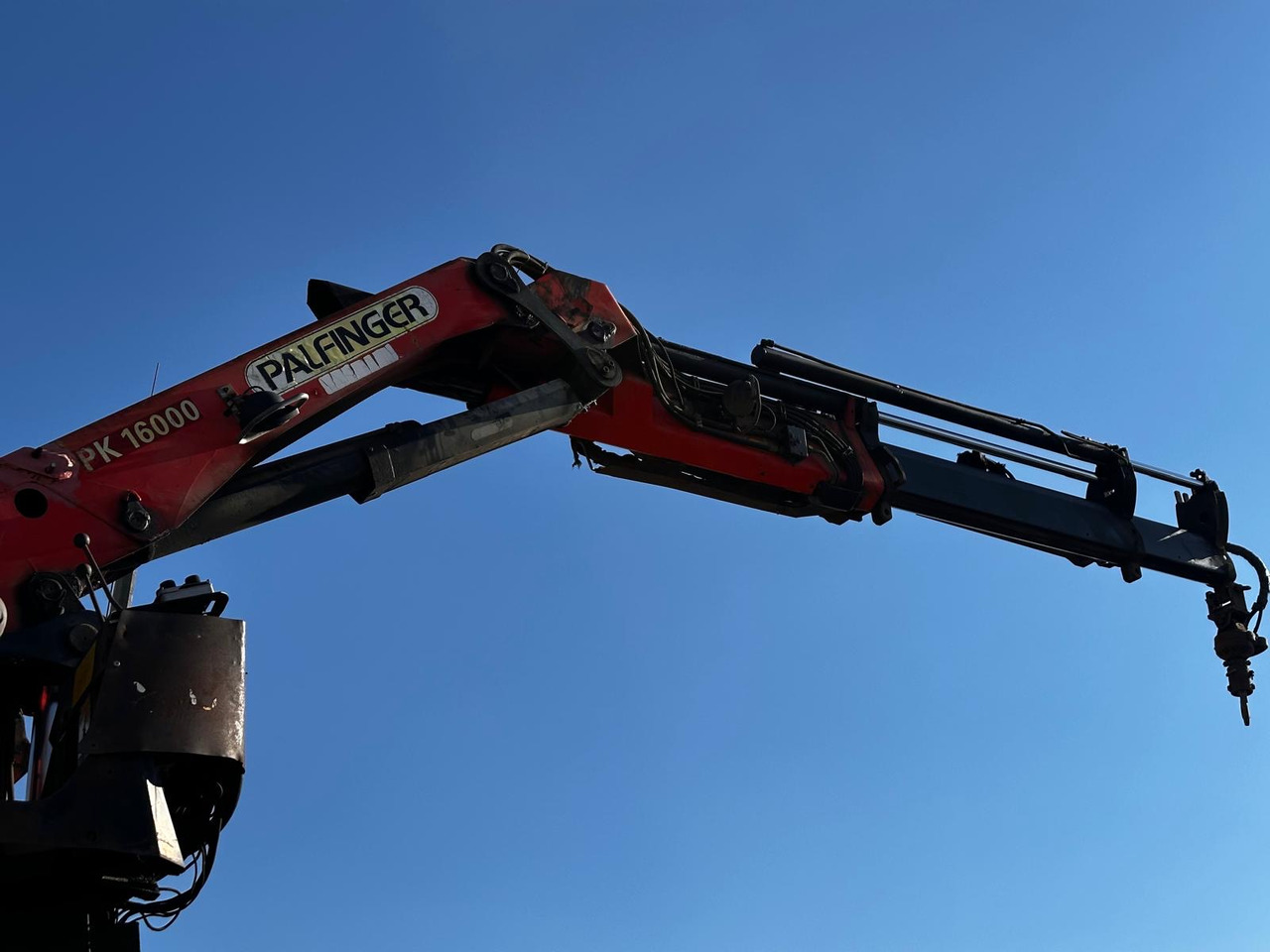 MAN F2000 26.413 Palfinger pk 16000 - Kamion sa dizalicom: slika 5 MAN F2000 26.413 Palfinger pk 16000 - Kamion sa dizalicom: slika 5