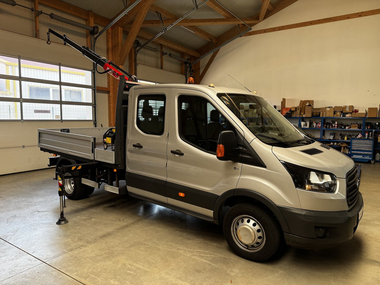 Ford Transit FT 350 DokaTdCI 1.2t Fassi Kran - Dostavno vozilo sa otvorenom sandukom, Dostavno vozilo sa duplom kabinom: slika 1 Ford Transit FT 350 DokaTdCI 1.2t Fassi Kran - Dostavno vozilo sa otvorenom sandukom, Dostavno vozilo sa duplom kabinom: slika 1