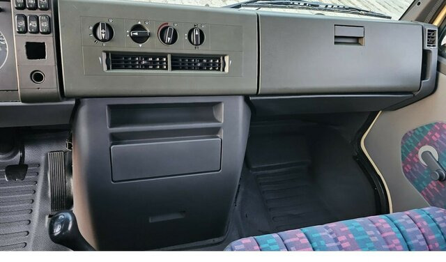 MERCEDES-BENZ 814 DA T2 Vario 4x4 Allrad... - Kamp kombi: slika 3 MERCEDES-BENZ 814 DA T2 Vario 4x4 Allrad... - Kamp kombi: slika 3