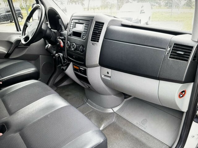 MERCEDES-BENZ Sprinter 316 CDI Pritsche 4x4 Allrad Plane... - Dostavno vozilo sa otvorenom sandukom: slika 4 MERCEDES-BENZ Sprinter 316 CDI Pritsche 4x4 Allrad Plane... - Dostavno vozilo sa otvorenom sandukom: slika 4