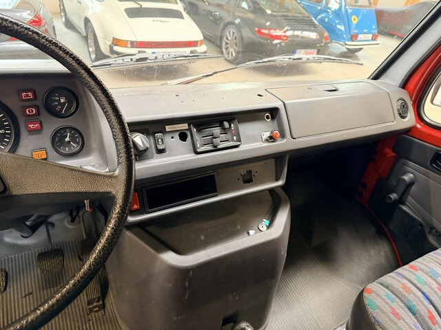 MERCEDES-BENZ T1 310 Bremer Doka perfekt!... - Dostavno vozilo sa zatvorenim sandukom, Dostavno vozilo sa duplom kabinom: slika 5 MERCEDES-BENZ T1 310 Bremer Doka perfekt!... - Dostavno vozilo sa zatvorenim sandukom, Dostavno vozilo sa duplom kabinom: slika 5