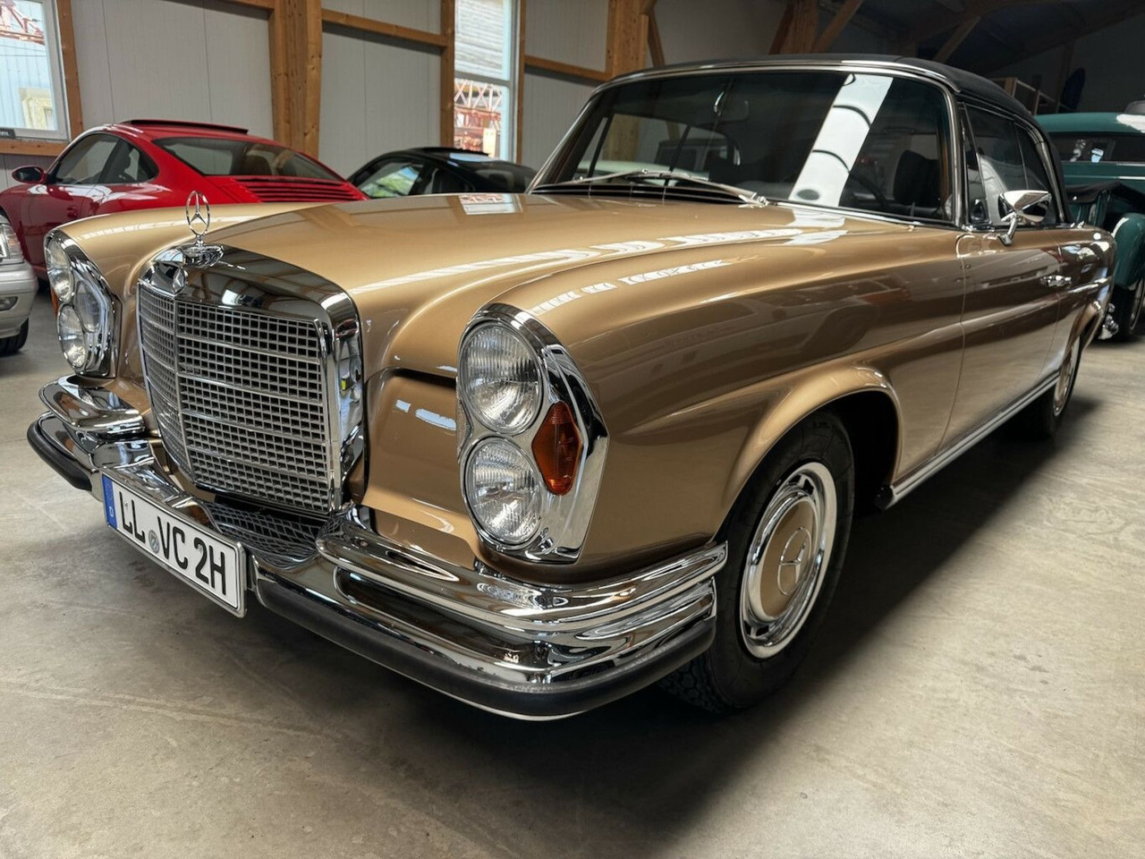 Mercedes-Benz 280 SE Cabrio W111 BRABUS-Classic Restauration - Automobil: slika 3 Mercedes-Benz 280 SE Cabrio W111 BRABUS-Classic Restauration - Automobil: slika 3