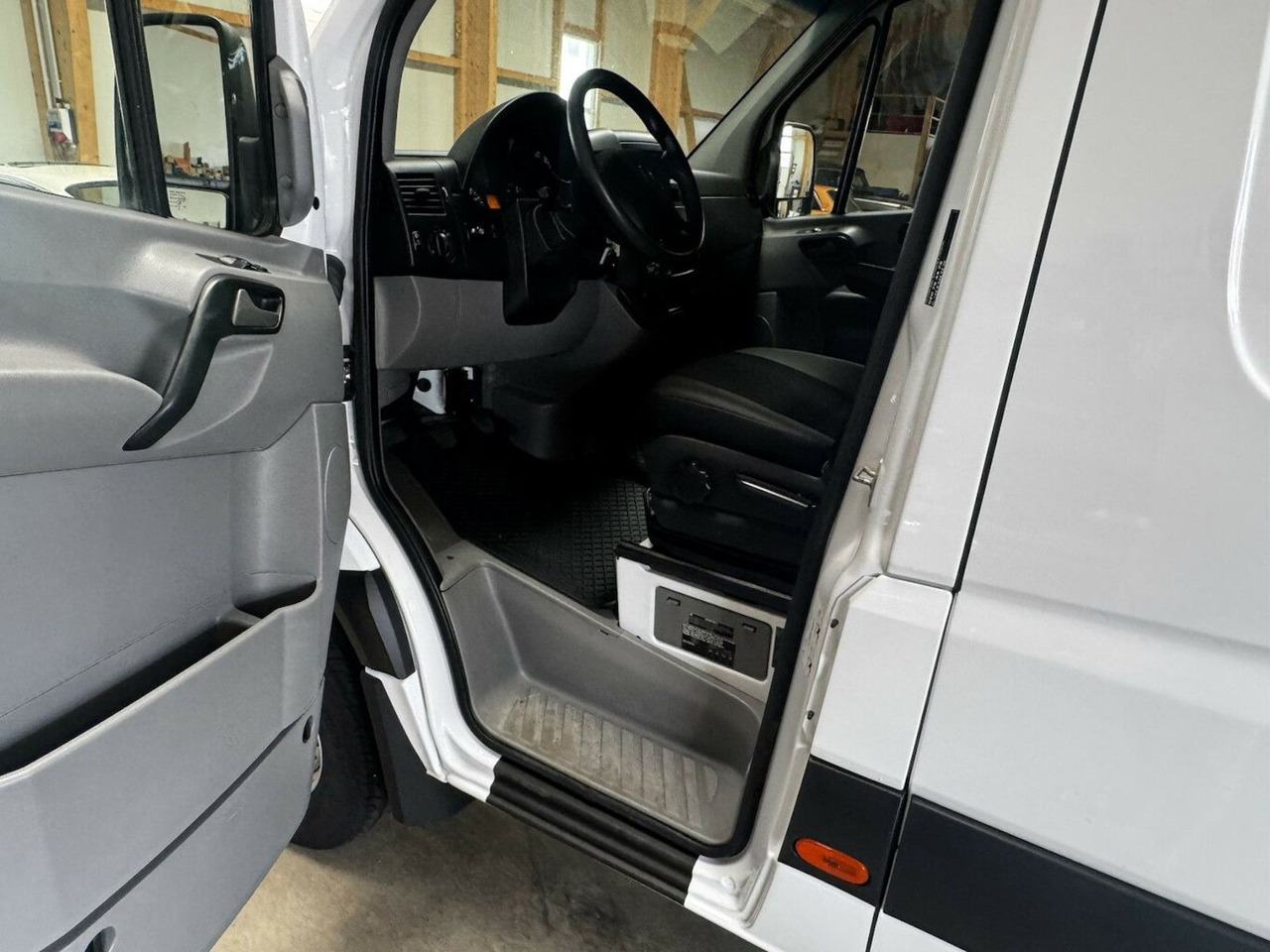 Kamp kombi Mercedes-Benz Sprinter 319 CDI 4x4 3.0 V6 Untersetzung 1a!: slika 12