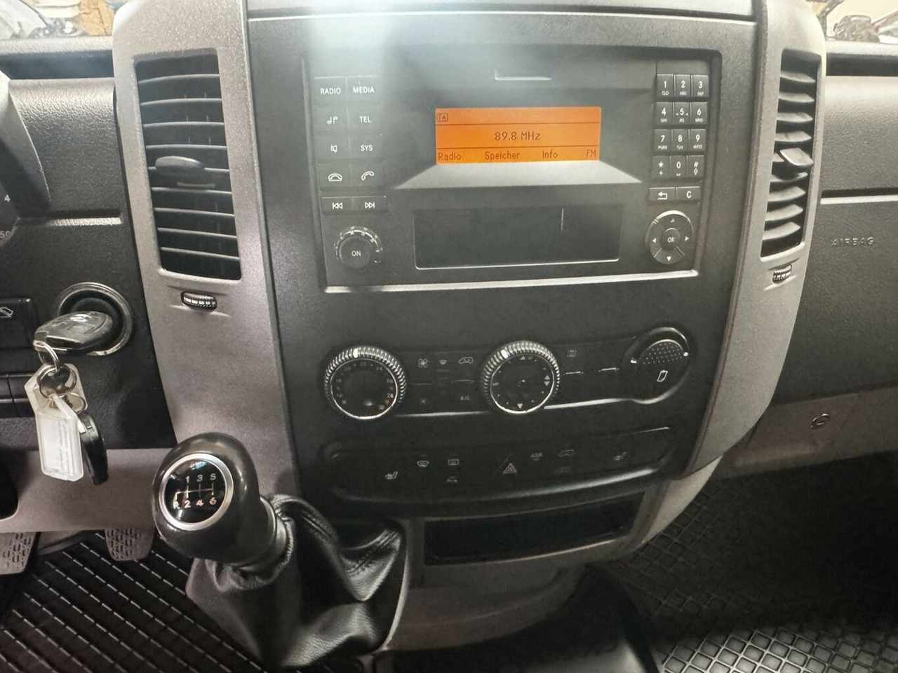 Kamp kombi Mercedes-Benz Sprinter 319 CDI 4x4 3.0 V6 Untersetzung 1a!: slika 15
