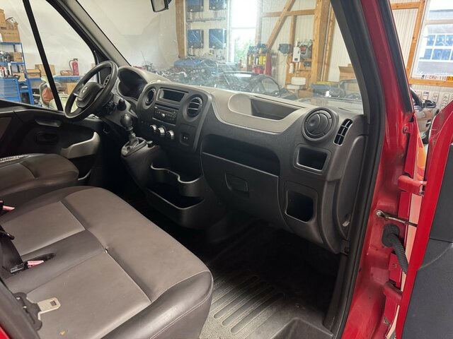 RENAULT Master 2.3 HDI L2 Pritsche Plane - Dostavno vozilo sa ceradom: slika 4 RENAULT Master 2.3 HDI L2 Pritsche Plane - Dostavno vozilo sa ceradom: slika 4