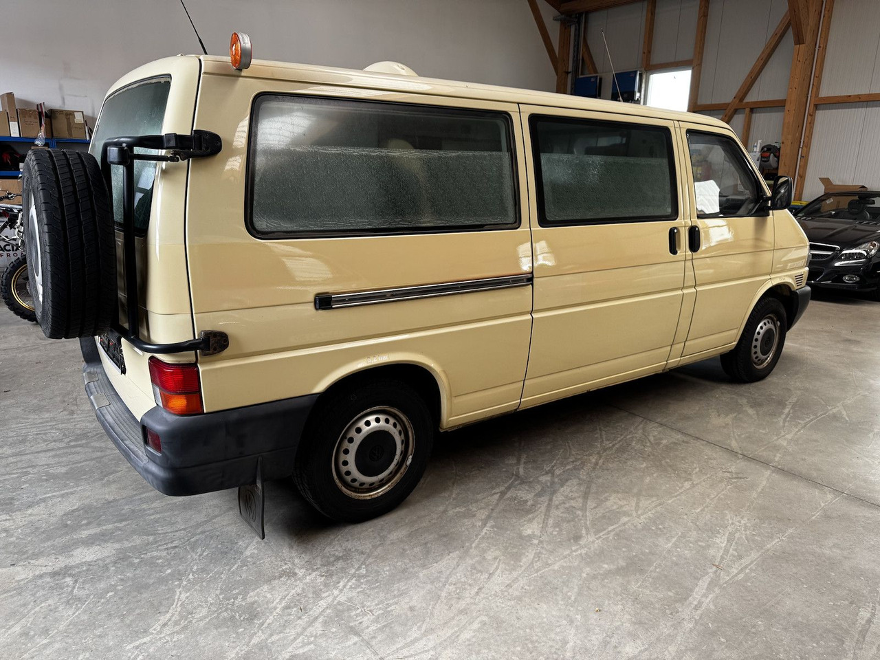Volkswagen T4 2.5 TDI Syncro 4x4 lang 1. Hand! - Putnički kombi: slika 5 Volkswagen T4 2.5 TDI Syncro 4x4 lang 1. Hand! - Putnički kombi: slika 5