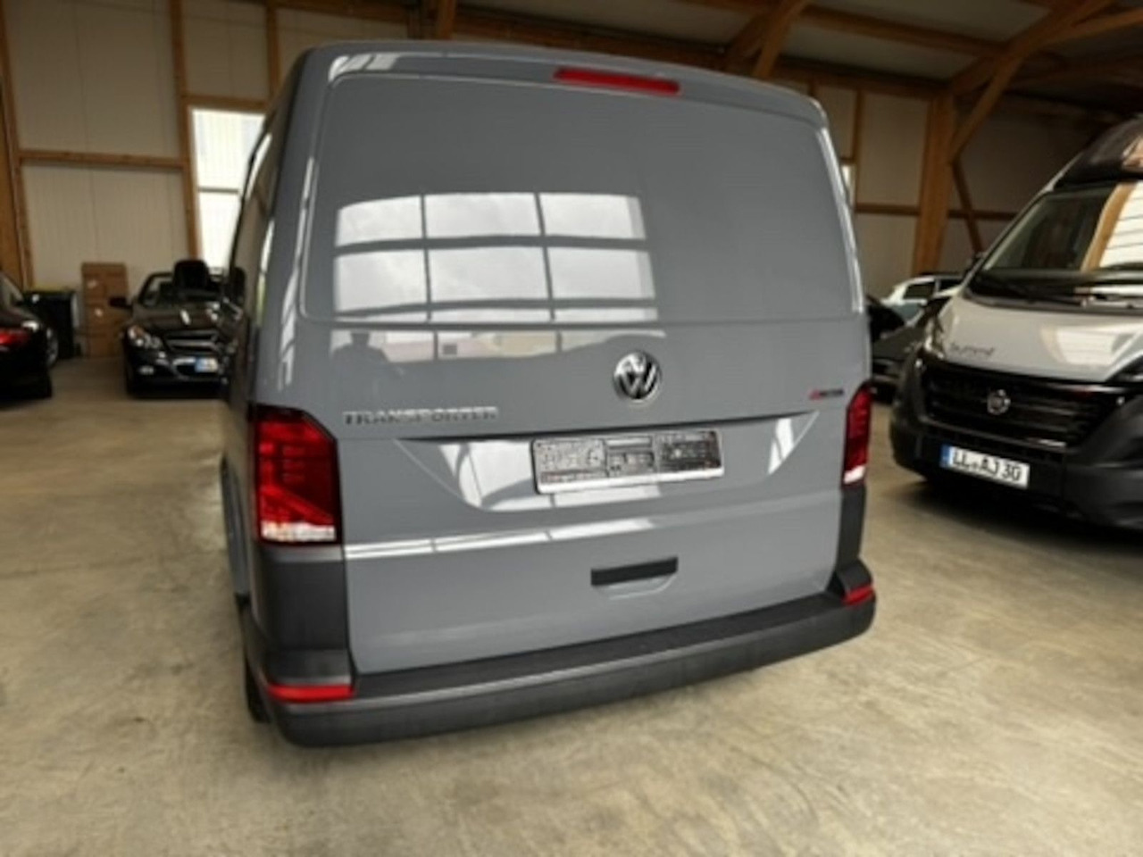 Volkswagen T6.1 lang 5-Sitzer 2.0 TDI 4Motion LKW - Mali kombi: slika 4 Volkswagen T6.1 lang 5-Sitzer 2.0 TDI 4Motion LKW - Mali kombi: slika 4