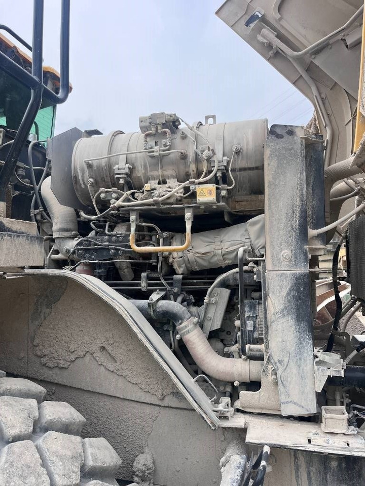 Utovarivač točkaš KOMATSU WA475-10EO: slika 30