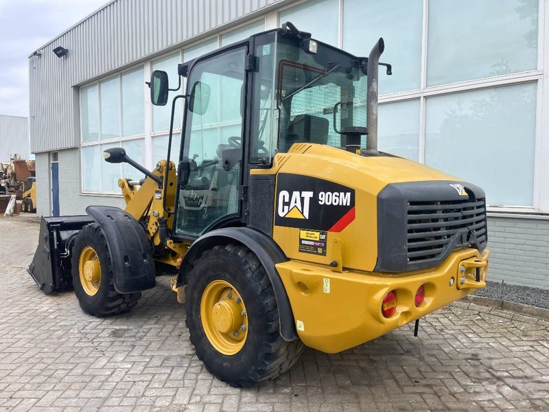Cat 906 M 2018 - Utovarivač točkaš: slika 5 Cat 906 M 2018 - Utovarivač točkaš: slika 5