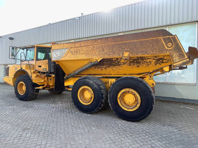 Zglobni kiper Volvo A25E: slika 7