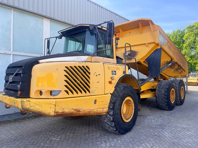 Volvo A25E - Zglobni kiper: slika 2 Volvo A25E - Zglobni kiper: slika 2