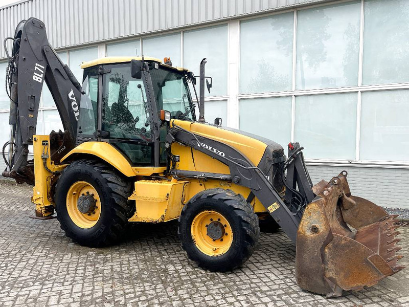Volvo BL71 CE - Bager utovarivač: slika 4 Volvo BL71 CE - Bager utovarivač: slika 4