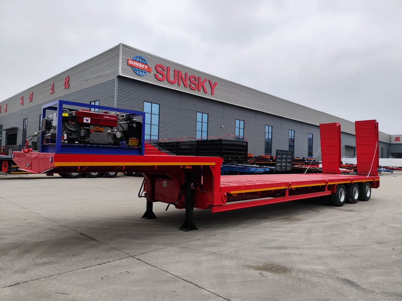 SUNSKY 30Ton lowbed trailer - Niska poluprikolica za prevoz: slika 2 SUNSKY 30Ton lowbed trailer - Niska poluprikolica za prevoz: slika 2