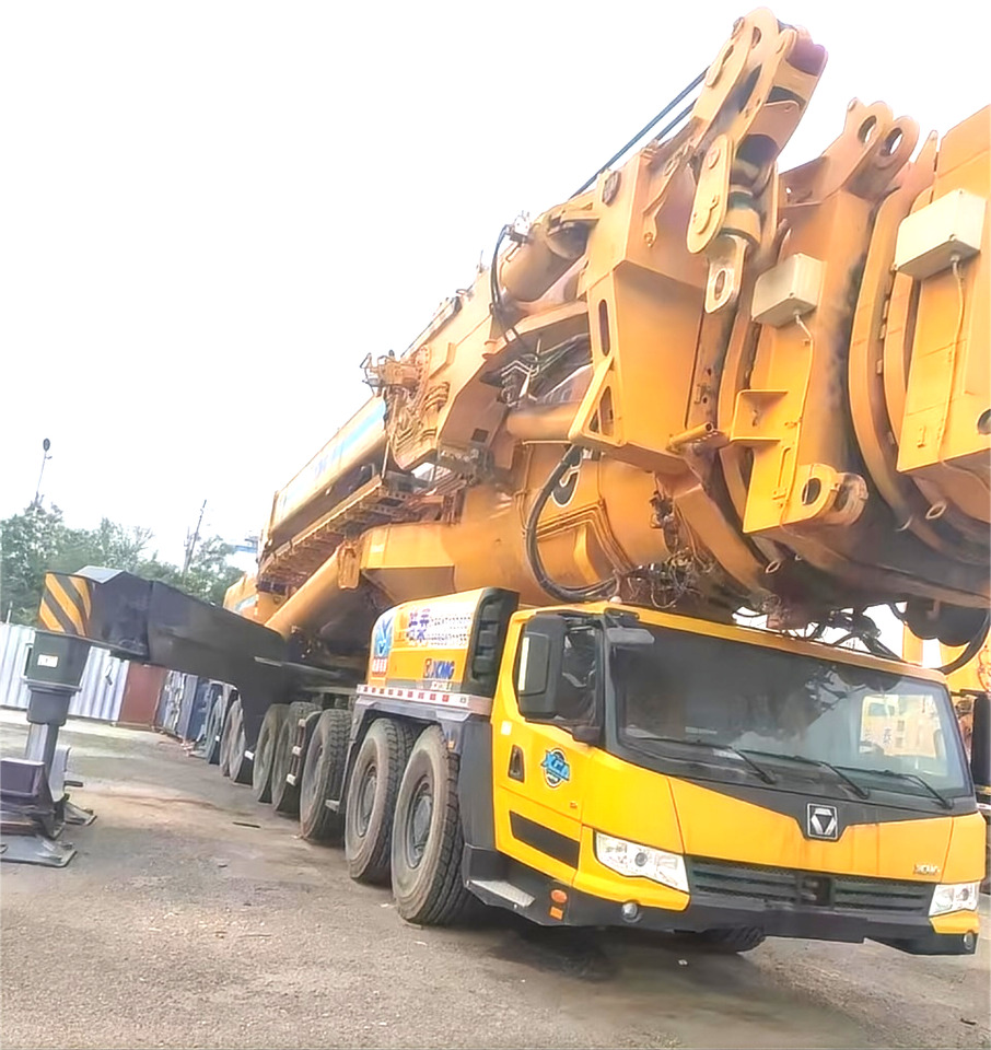 XCMG Factory Used Mobile Crane Truck 1200ton All Terrain Crane - Autokran za sve terene: slika 4 XCMG Factory Used Mobile Crane Truck 1200ton All Terrain Crane - Autokran za sve terene: slika 4