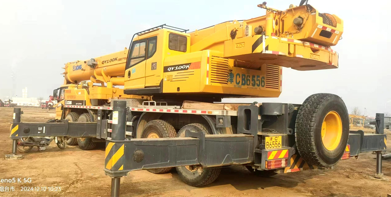 XCMG Official 75t Used Mini Truck Crane QY75K Small Mobile cCrane With High Quality - Pokretni kran: slika 2 XCMG Official 75t Used Mini Truck Crane QY75K Small Mobile cCrane With High Quality - Pokretni kran: slika 2