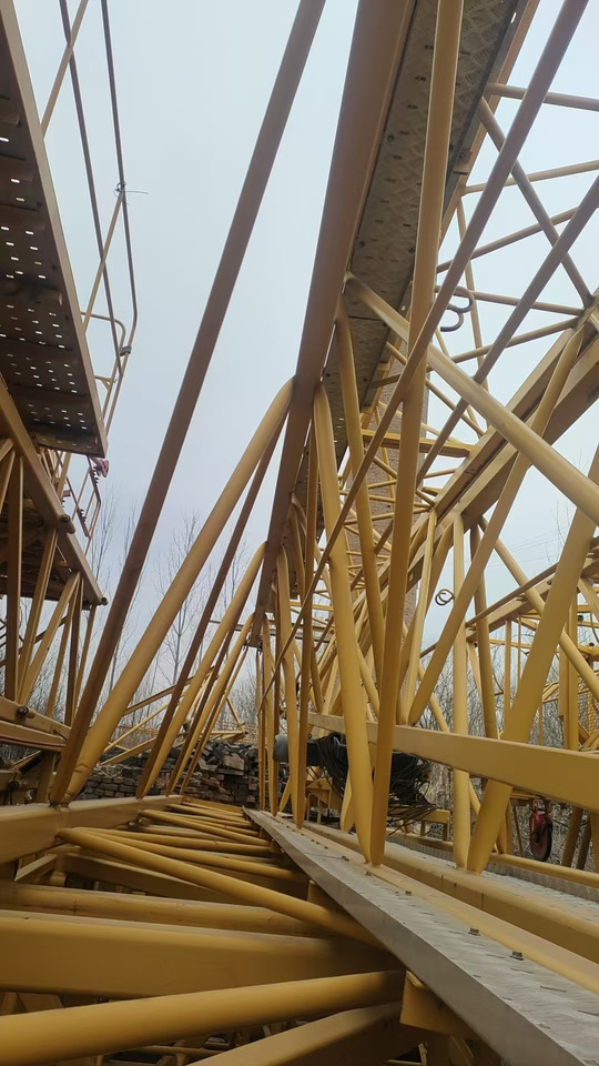 XCMG Official Construction Crane Lifting Equipment 8Ton XGT6015A-8S Flat Top Tower Crane For Sale - Toranjski kran: slika 2 XCMG Official Construction Crane Lifting Equipment 8Ton XGT6015A-8S Flat Top Tower Crane For Sale - Toranjski kran: slika 2