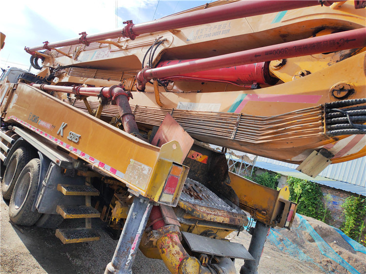 XCMG Official Hb56K 2016 Year 56m Concrete Boom Pump Truck for Sale - Auto pumpa za beton: slika 4 XCMG Official Hb56K 2016 Year 56m Concrete Boom Pump Truck for Sale - Auto pumpa za beton: slika 4