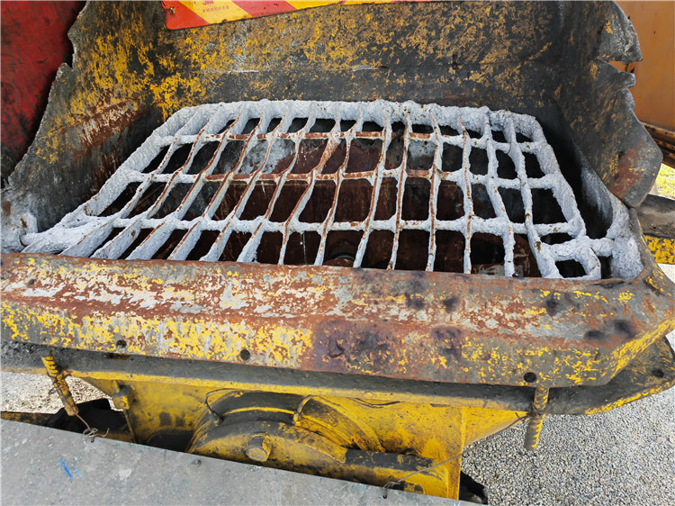 XCMG Official Hb56K 2016 Year 56m Concrete Boom Pump Truck for Sale - Auto pumpa za beton: slika 5 XCMG Official Hb56K 2016 Year 56m Concrete Boom Pump Truck for Sale - Auto pumpa za beton: slika 5