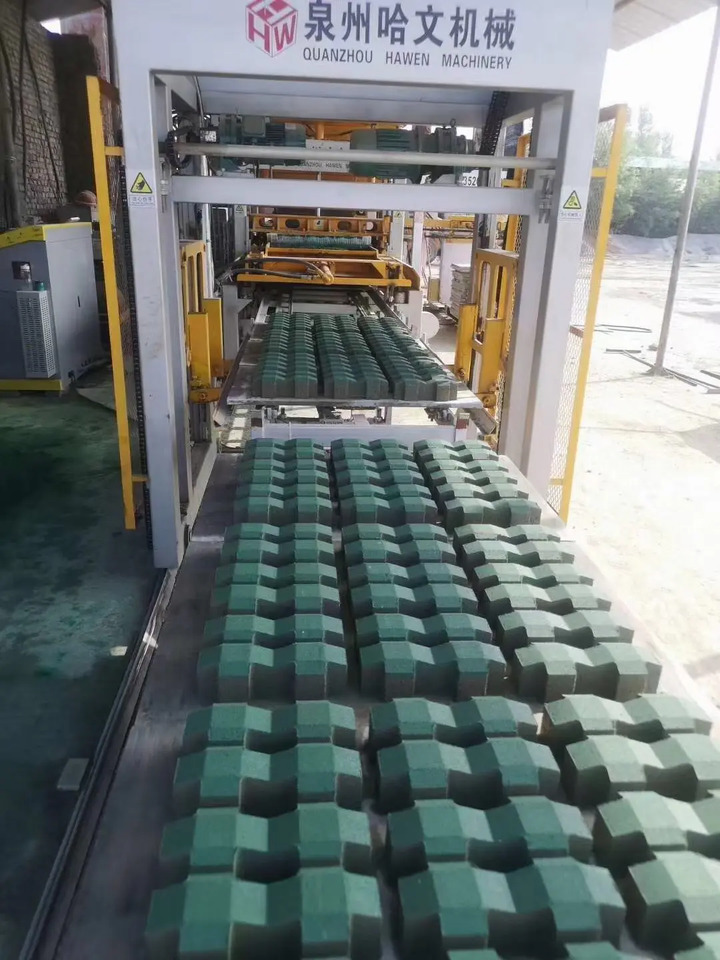 XCMG Official Manufacturer MM10-15 Full Automatic Clay Brick Production Line - Vibro presa za betonske blokove: slika 2 XCMG Official Manufacturer MM10-15 Full Automatic Clay Brick Production Line - Vibro presa za betonske blokove: slika 2