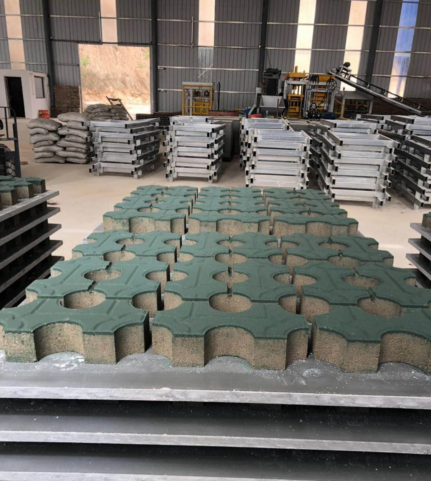 XCMG Official Manufacturer MM10-15 Full Automatic Clay Brick Production Line - Vibro presa za betonske blokove: slika 4 XCMG Official Manufacturer MM10-15 Full Automatic Clay Brick Production Line - Vibro presa za betonske blokove: slika 4