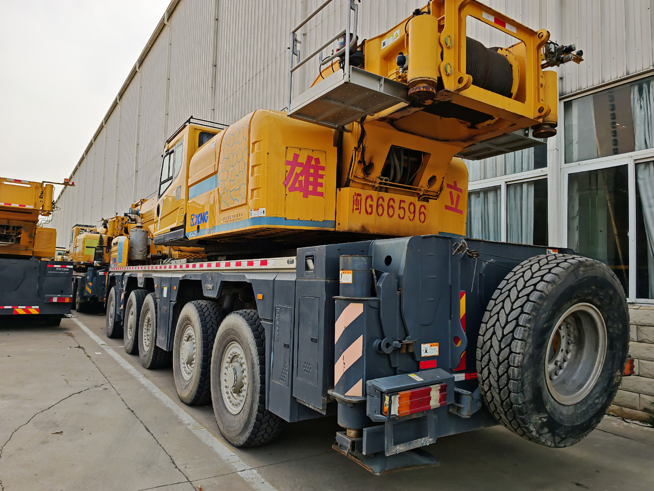 XCMG Official Mobile Jib Crane XCA220 Used Pickup Truck crane Best Price - Autokran za sve terene: slika 4 XCMG Official Mobile Jib Crane XCA220 Used Pickup Truck crane Best Price - Autokran za sve terene: slika 4