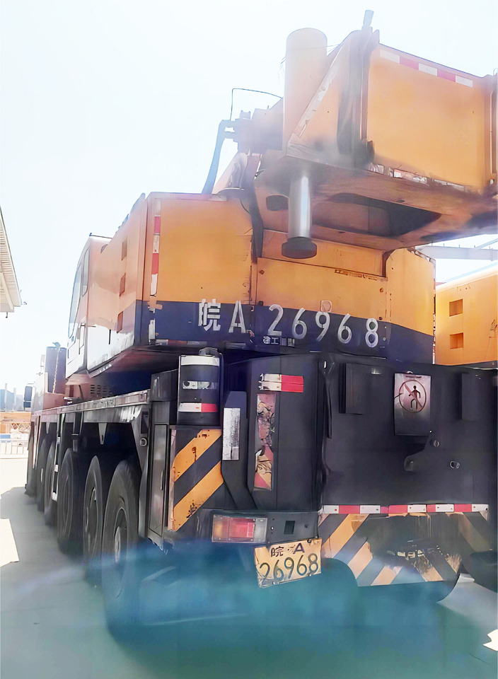 XCMG Official QAY240 Crane Truck Used Crane Truck for sale - Pokretni kran: slika 3 XCMG Official QAY240 Crane Truck Used Crane Truck for sale - Pokretni kran: slika 3