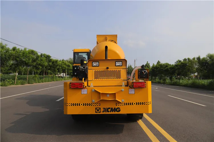 XCMG Official SLM2600S 2.6 Cubic Meters Diesel Engine Power Self Propelled Concrete Mixers for Sale - Mikser za beton: slika 5 XCMG Official SLM2600S 2.6 Cubic Meters Diesel Engine Power Self Propelled Concrete Mixers for Sale - Mikser za beton: slika 5
