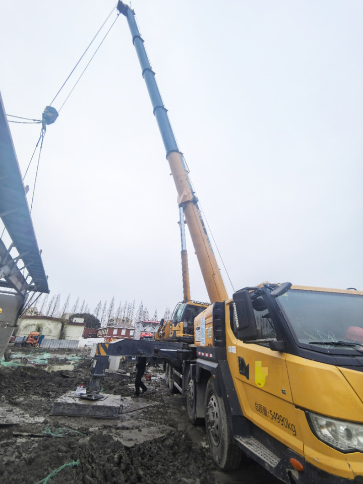 XCMG Official Second Hand 100 Ton Truck Crane XCT100 Hydraulic Crane Price - Pokretni kran: slika 4 XCMG Official Second Hand 100 Ton Truck Crane XCT100 Hydraulic Crane Price - Pokretni kran: slika 4