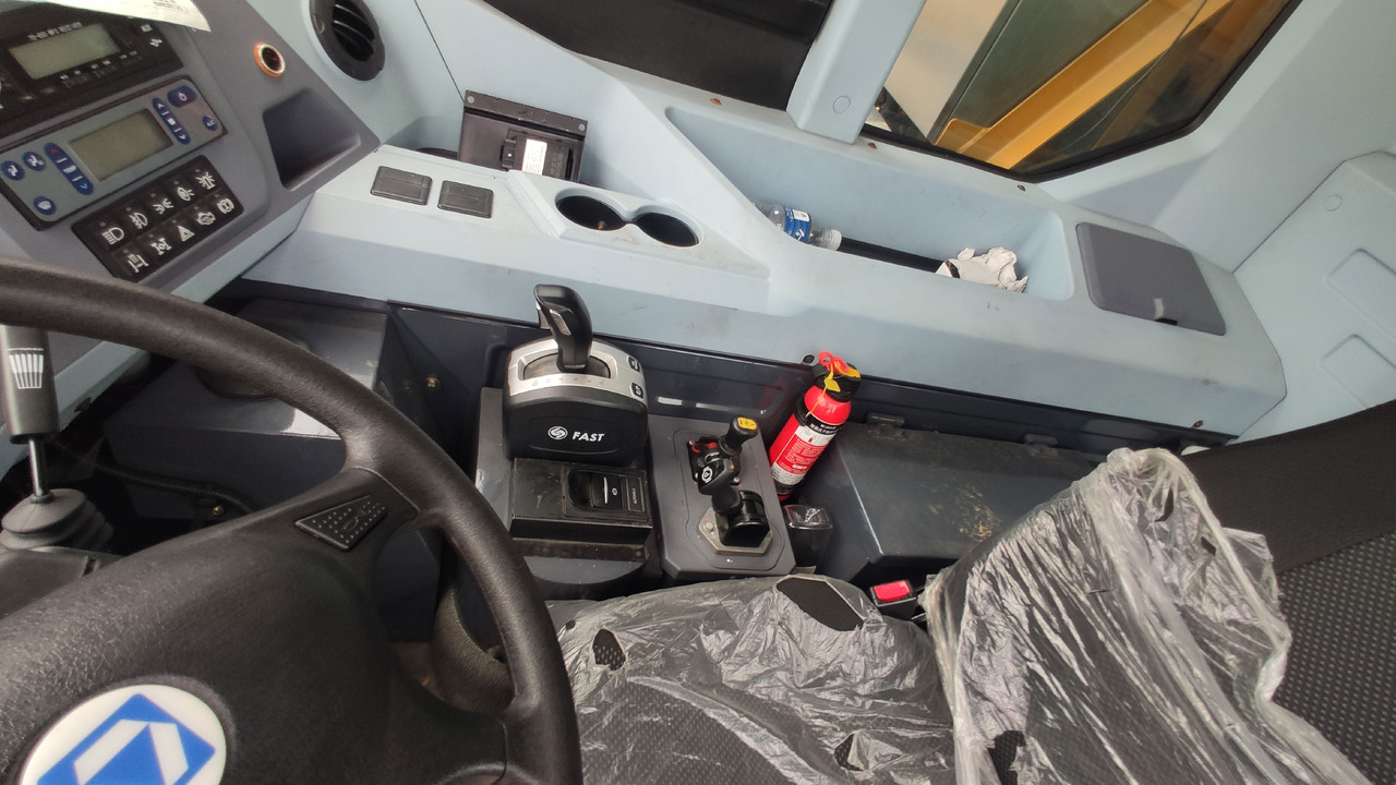 XCMG Official Second Hand Chinese Tipper Truck 72 Ton XDR80TE Mining Dump Truck Price - Kiper: slika 5 XCMG Official Second Hand Chinese Tipper Truck 72 Ton XDR80TE Mining Dump Truck Price - Kiper: slika 5