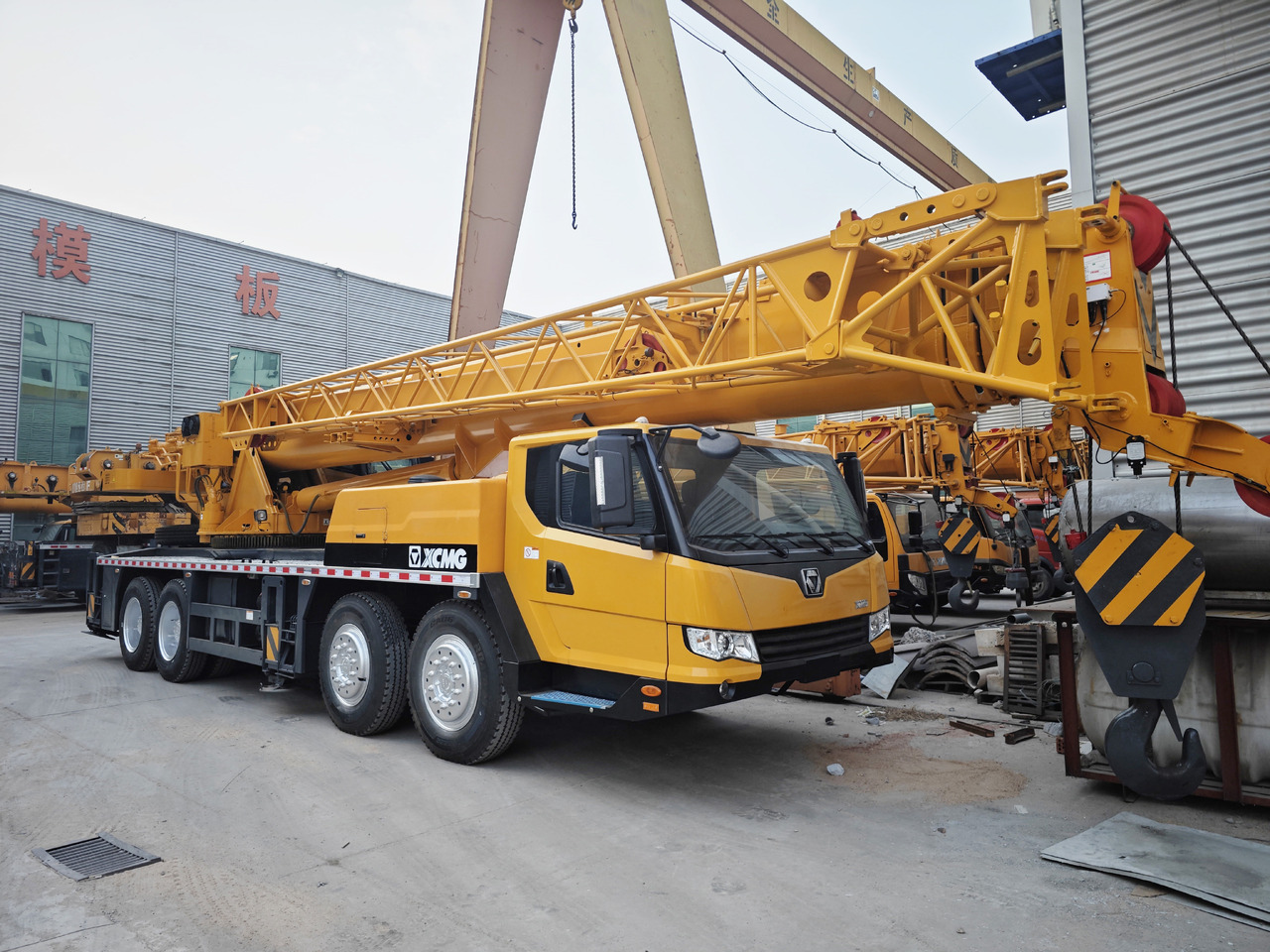 XCMG Official Second Hand Mobile Crane 50 Ton Hydraulic Truck Crane Price - Pokretni kran: slika 4 XCMG Official Second Hand Mobile Crane 50 Ton Hydraulic Truck Crane Price - Pokretni kran: slika 4