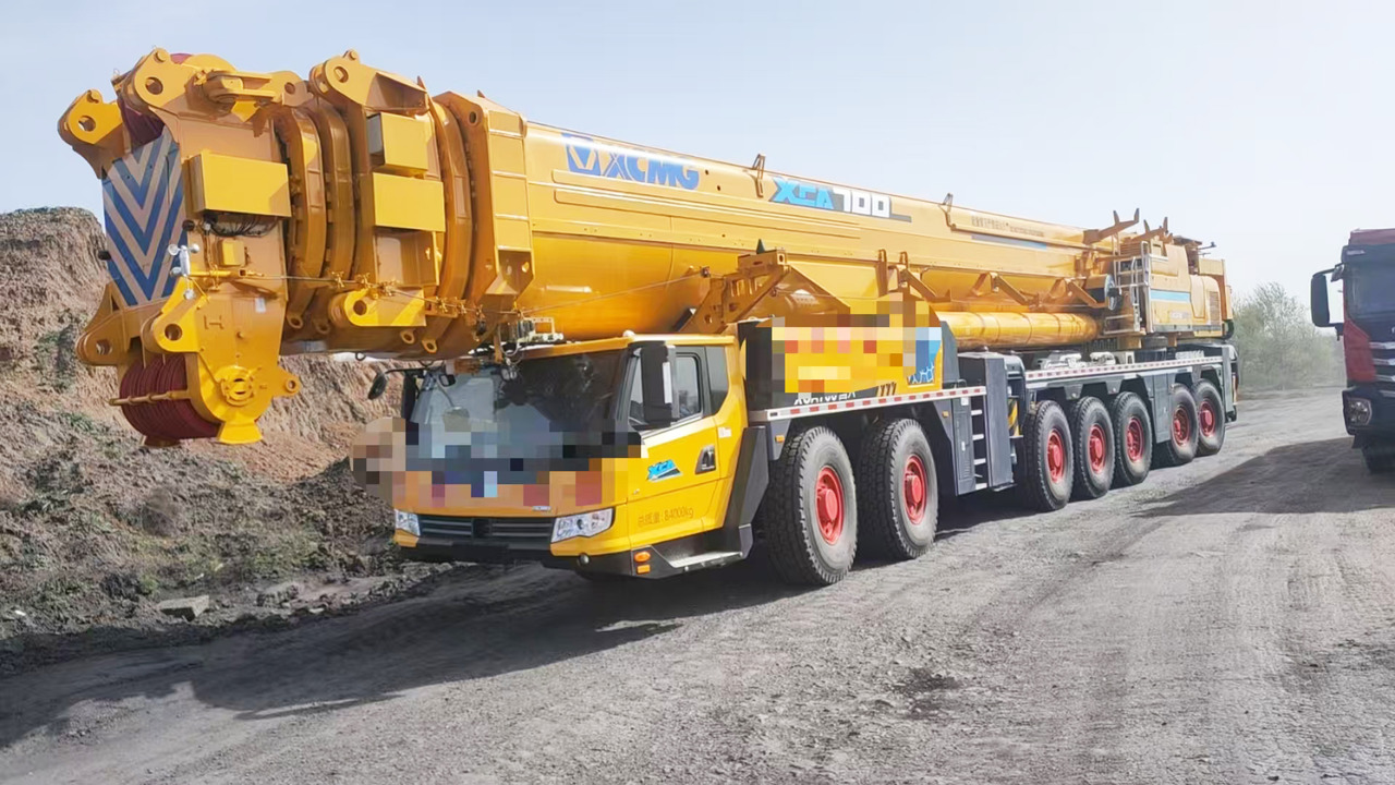 XCMG Official Second Hand Mobile Truck Crane XCA700 All Terrain Cranes With High Quality - Autokran za sve terene: slika 2 XCMG Official Second Hand Mobile Truck Crane XCA700 All Terrain Cranes With High Quality - Autokran za sve terene: slika 2
