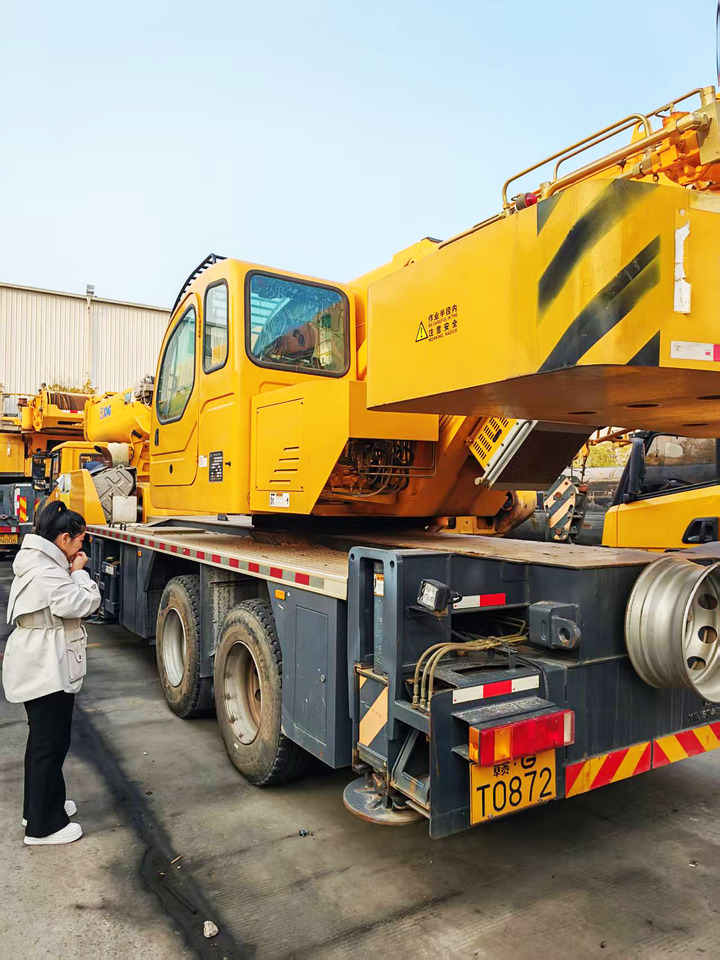 XCMG Official Used 25 Ton Truck Crane QY25K5D-5 Small Mobile Crane Price List - Pokretni kran: slika 4 XCMG Official Used 25 Ton Truck Crane QY25K5D-5 Small Mobile Crane Price List - Pokretni kran: slika 4
