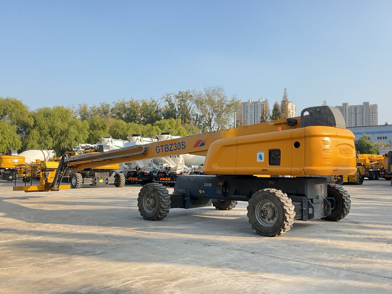 XCMG Official Used Boom Lift Telescoping Lift GTBZ32S 32m Aerial Work Platform For Sale - Teleskopska platforma: slika 4 XCMG Official Used Boom Lift Telescoping Lift GTBZ32S 32m Aerial Work Platform For Sale - Teleskopska platforma: slika 4
