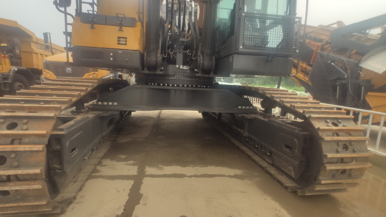 XCMG Official Used Heavy Duty Crawler Excavators XE1050 100Ton Mine Excavator For Sale - Bager guseničar: slika 5 XCMG Official Used Heavy Duty Crawler Excavators XE1050 100Ton Mine Excavator For Sale - Bager guseničar: slika 5