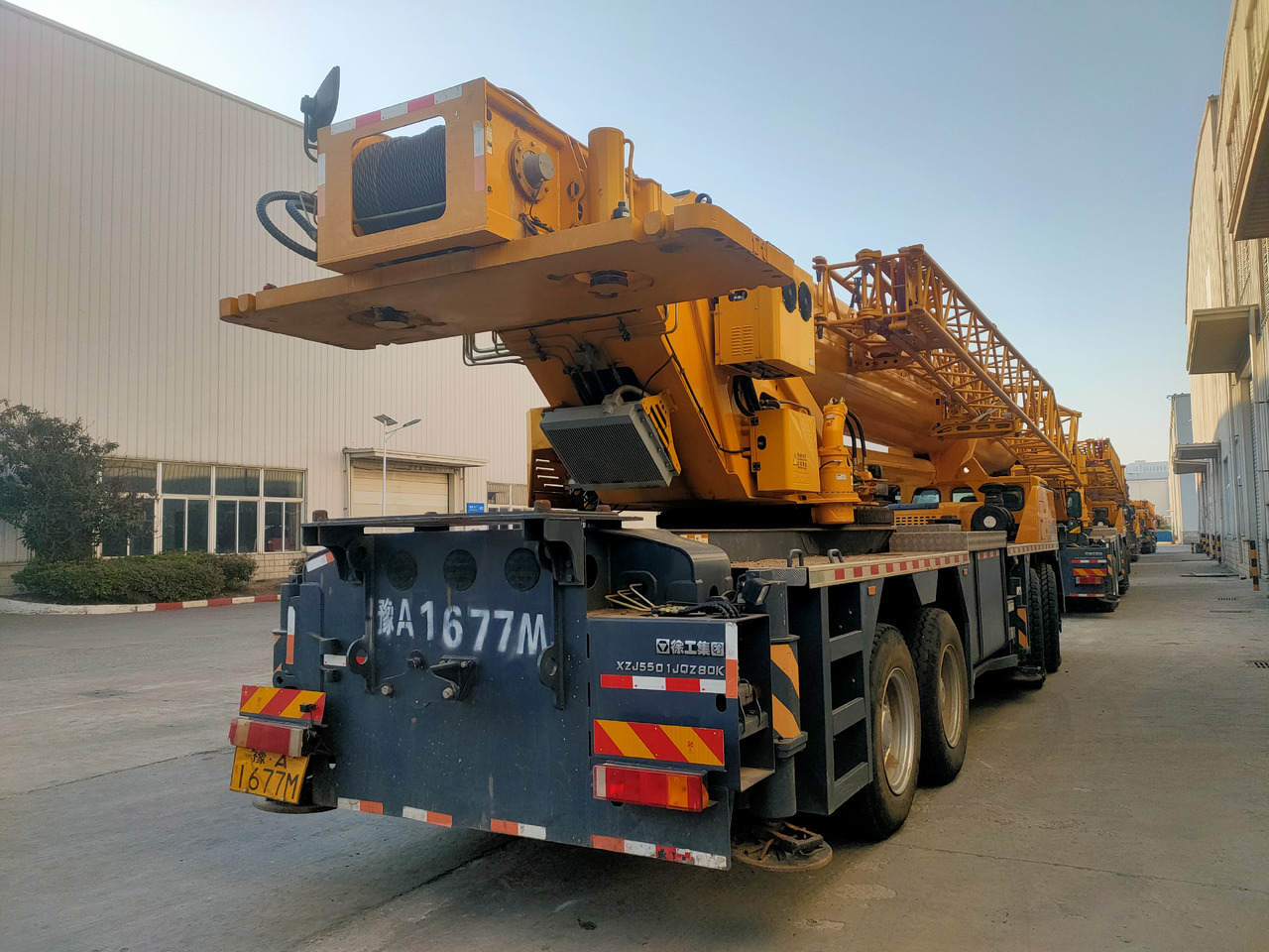 XCMG Official Used Mobile Truck Crane QY80K5D 85 Ton Mobile Hydraulic Crane Price - Pokretni kran: slika 2 XCMG Official Used Mobile Truck Crane QY80K5D 85 Ton Mobile Hydraulic Crane Price - Pokretni kran: slika 2
