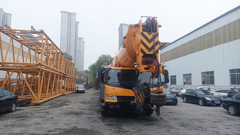 XCMG Official Used Pickup Truck Crane XCA130L7_1 300ton Truck Crane Price - Autokran za sve terene: slika 3 XCMG Official Used Pickup Truck Crane XCA130L7_1 300ton Truck Crane Price - Autokran za sve terene: slika 3