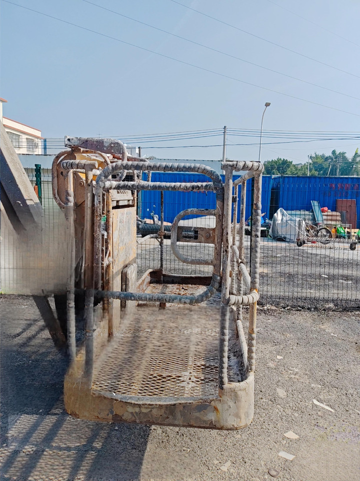 XCMG Official Used Self Propelled Aerial Work Platform 28m XGS28 Hydraulic Lift Cherry Picker - Teleskopska platforma: slika 5 XCMG Official Used Self Propelled Aerial Work Platform 28m XGS28 Hydraulic Lift Cherry Picker - Teleskopska platforma: slika 5