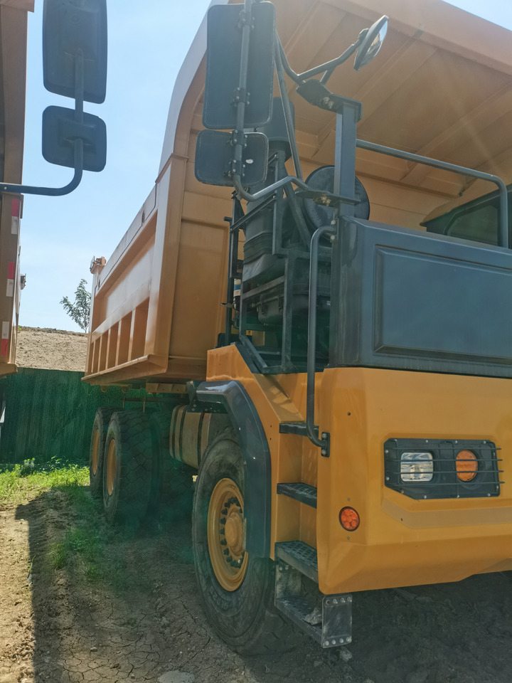 XCMG Official XDR80T 70 Ton Wheel Dumper Second Hand Chinese Tipper Truck Best Price - Kiper: slika 2 XCMG Official XDR80T 70 Ton Wheel Dumper Second Hand Chinese Tipper Truck Best Price - Kiper: slika 2