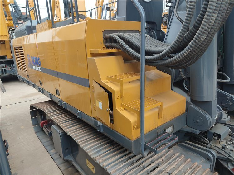 XCMG Official Xe400e Second Hand Hydraulic Rotary Piling Rig Used Rotary Table Drilling Rig - Malj za nabijanje: slika 4 XCMG Official Xe400e Second Hand Hydraulic Rotary Piling Rig Used Rotary Table Drilling Rig - Malj za nabijanje: slika 4