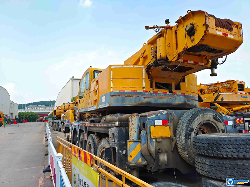 XCMG QY110K 110ton used mobile hydraulic telescopic boom crane for sale - Pokretni kran: slika 2 XCMG QY110K 110ton used mobile hydraulic telescopic boom crane for sale - Pokretni kran: slika 2