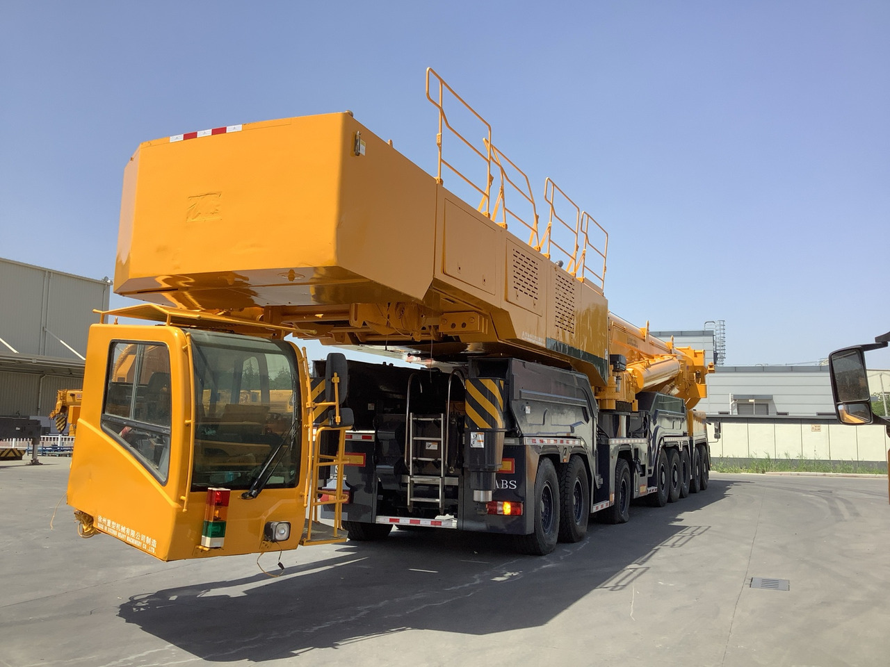 XCMG Second Hand All Terrain Cranes 800 Tons QAY800 Used Mobile Crane Hot Sale - Autokran za sve terene: slika 4 XCMG Second Hand All Terrain Cranes 800 Tons QAY800 Used Mobile Crane Hot Sale - Autokran za sve terene: slika 4