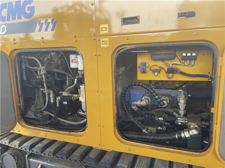 XCMG Second Hand HDD Drill Rigs Xz320d Used Horizontal Directional Drilling Machine for Sale - Mašina za usmereno bušenje: slika 4 XCMG Second Hand HDD Drill Rigs Xz320d Used Horizontal Directional Drilling Machine for Sale - Mašina za usmereno bušenje: slika 4