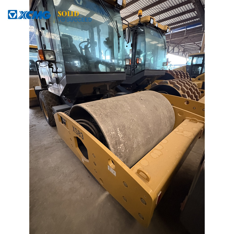 XCMG Used XS83 8 ton small single drum compactor road roller with diesel engine - Valjak za puteve: slika 1 XCMG Used XS83 8 ton small single drum compactor road roller with diesel engine - Valjak za puteve: slika 1