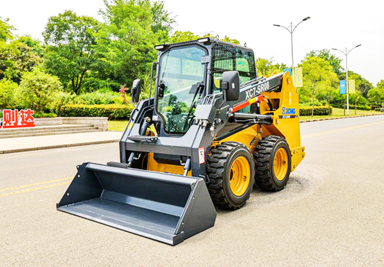 XCMG XC7-SR08 China brand XCMG mini wheel loader skid steer price - Mini utovarivač: slika 2 XCMG XC7-SR08 China brand XCMG mini wheel loader skid steer price - Mini utovarivač: slika 2