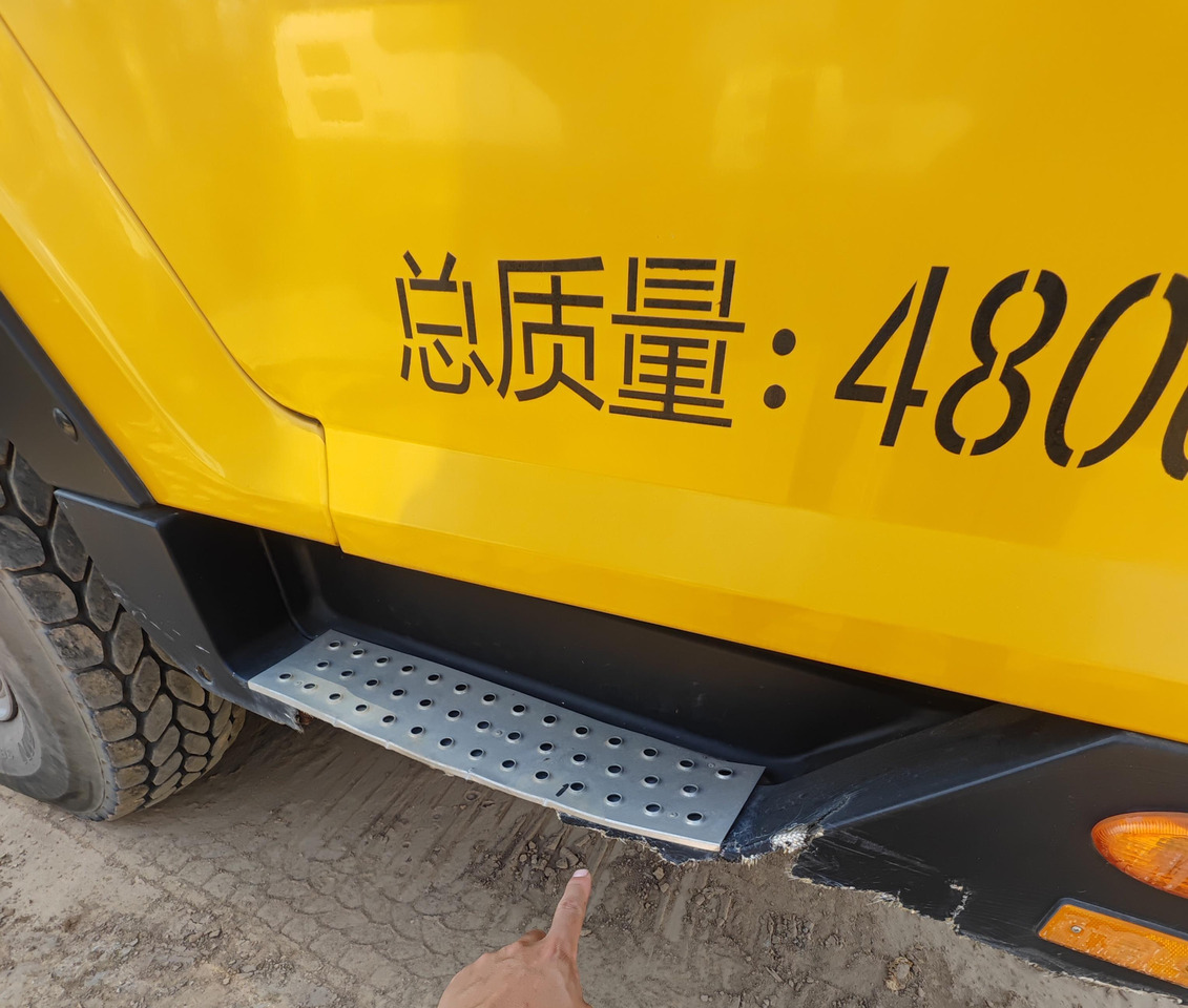 XCMG XCT100_M 100ton 2021 used mobile truck crane for sale - Pokretni kran: slika 5 XCMG XCT100_M 100ton 2021 used mobile truck crane for sale - Pokretni kran: slika 5